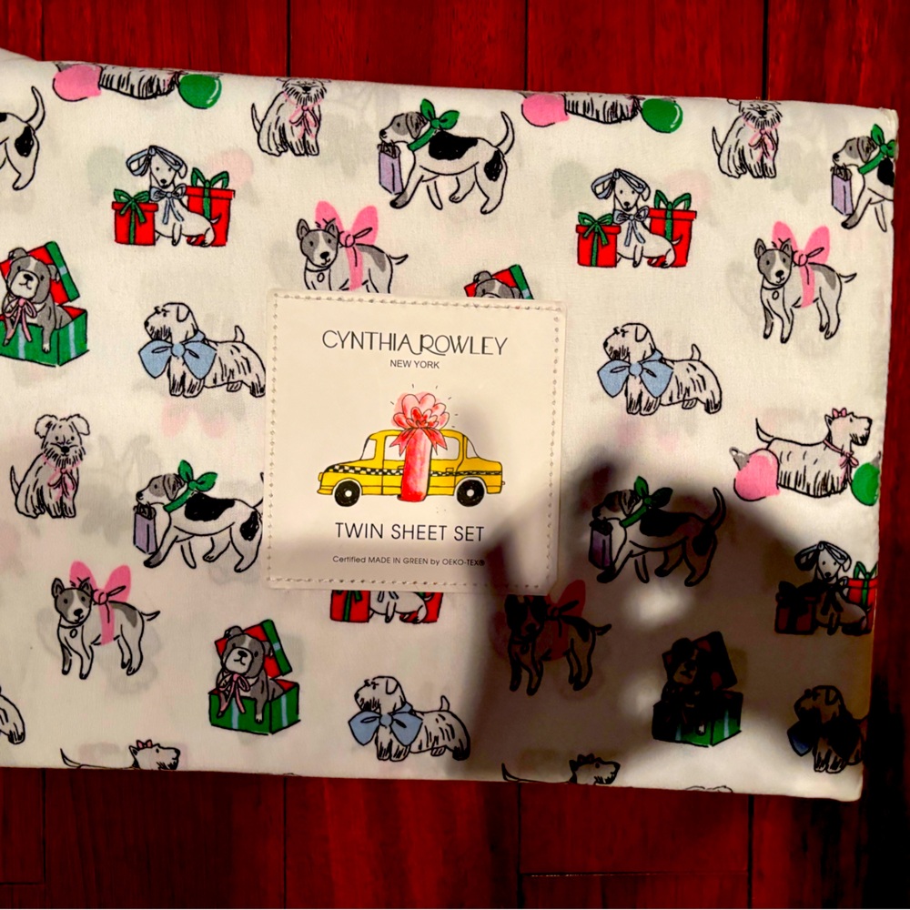 BRAND NEW WITH TAGS CYNTHIA ROWLEY NEW YORK CHRISTMAS WINTER SHEET SET TWIN SIZE